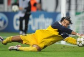 FIFA50亿美元收入目标-姆巴佩七场连杀势不可挡，拜仁挑战极限再创辉煌